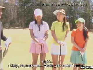 Azijietiškas golfas prostitutė gauna pakliuvom apie as ninth skylė